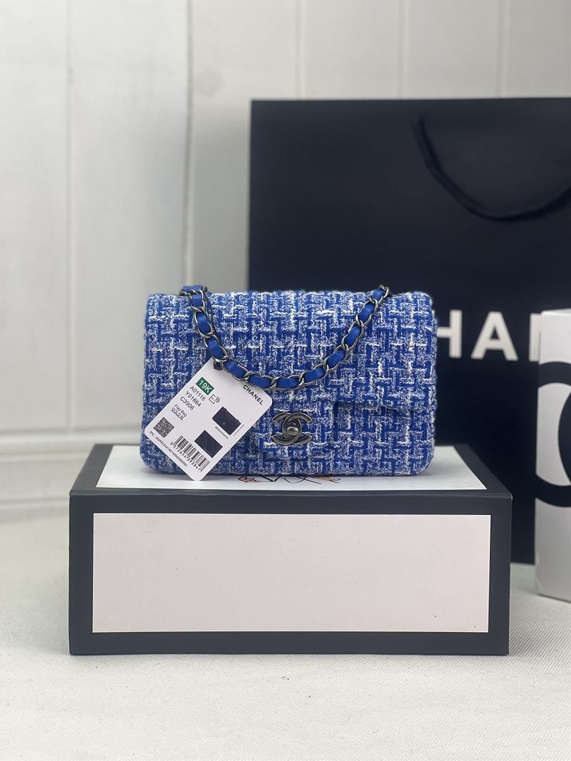 Chanel CF woolen series this is a bag that can be praised by all friends around us for it