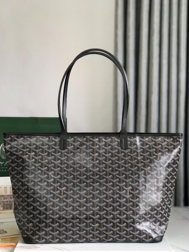 Goyard has undergone multiple studies and improvements continuously improving the fabric