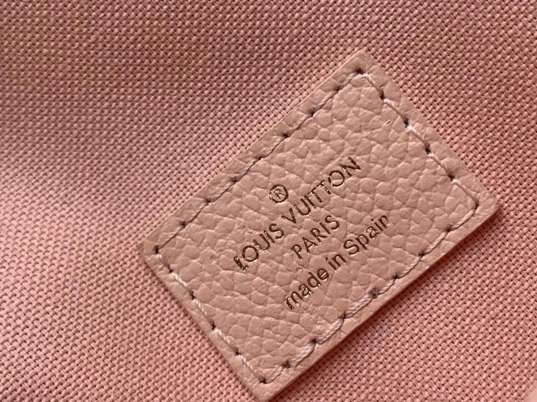 M81389 81390 This Micro Mtis chain bag is made of soft Monogram Imprente leather and features