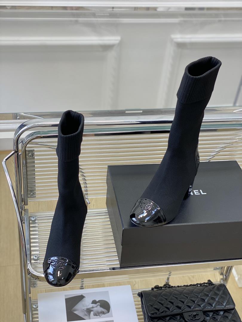 Chanel New Sock BootsThese socks and boots really look good at first glance8cm put on a whole