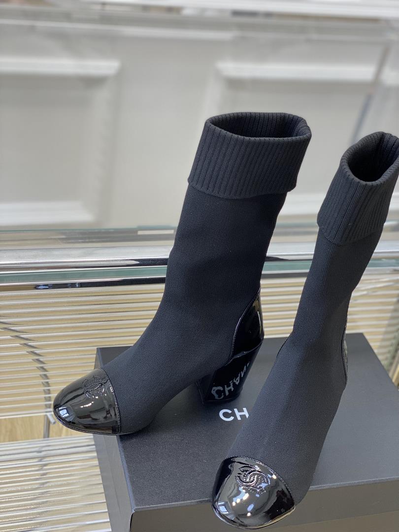 Chanel New Sock BootsThese socks and boots really look good at first glance8cm put on a whole